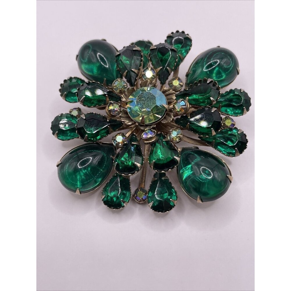 VTG Statement Green & AB Lucite Bead Gold Tone Riveted Brooch Green Glows! UV A7